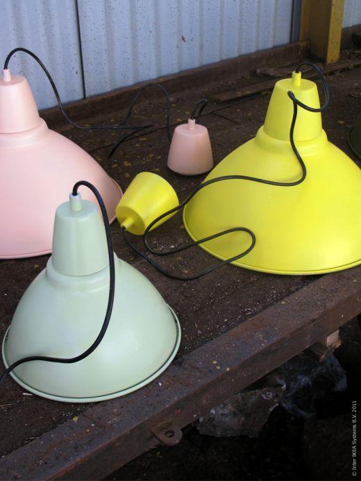 { DIY } De jolies lampes industrielles colorées