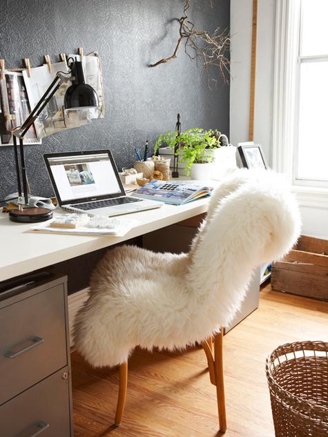 Le bureau d’Emma du blog The Marion House Book