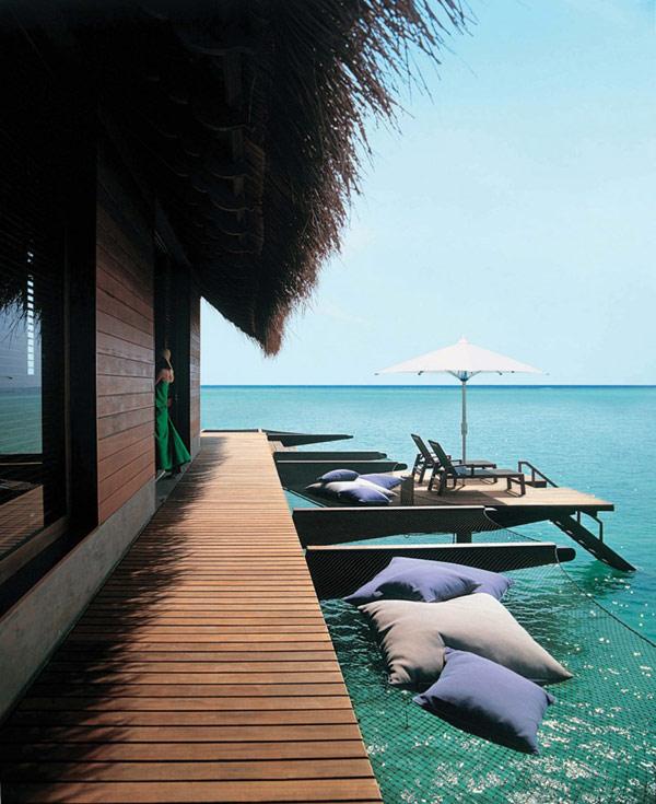 Déco tropicale pour un hôtel de luxe aux Maldives