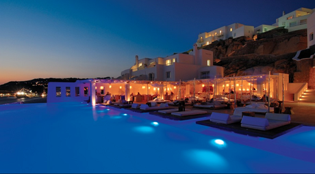 piscine Hôtel Cavo-Tagoo Mykonos via Nat et nature Le plus bel hôtel de Mykonos ?
