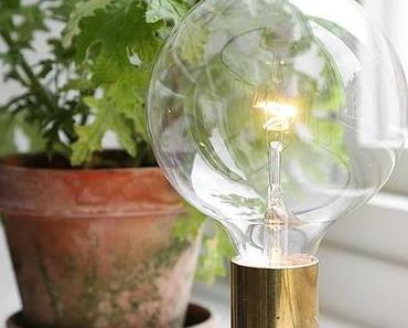 //DIYourself// Une lampe dorée
