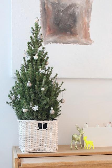 25 sapins de Noël joliment décorés pour s'inspirer ! www.decocrush.fr