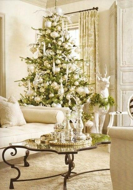 Inspiration dorée pour un joli Noël magique... | www.decocrush.fr