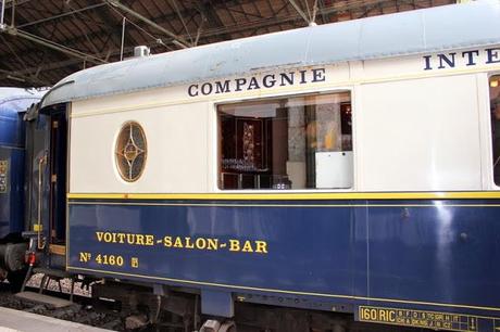 Je suis entrée dans le célèbre et mythique Orient-Express Je suis entrée dans le célèbre et mythique Orient-Express