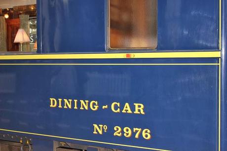 Je suis entrée dans le célèbre et mythique Orient-Express Je suis entrée dans le célèbre et mythique Orient-Express