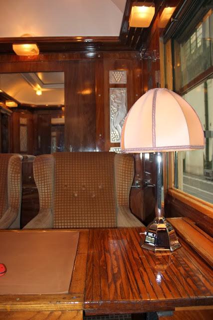 Je suis entrée dans le célèbre et mythique Orient-Express Je suis entrée dans le célèbre et mythique Orient-Express