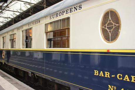 Je suis entrée dans le célèbre et mythique Orient-Express Je suis entrée dans le célèbre et mythique Orient-Express
