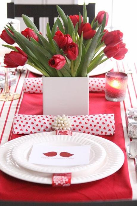 http://www.digsdigs.com/59-romantic-valentine%E2%80%99s-day-table-settings/