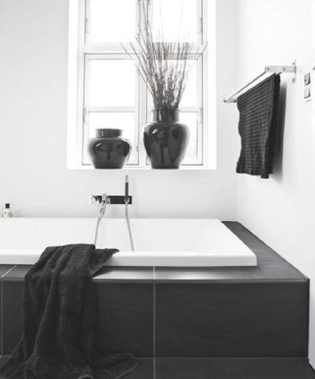 Visite déco | Une belle maison scandinave en noir et blanc