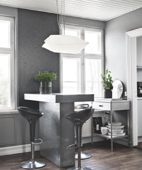 Visite déco | Une belle maison scandinave en noir et blanc