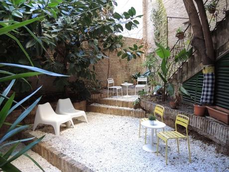 Valence / abc you : bed and breakfast /