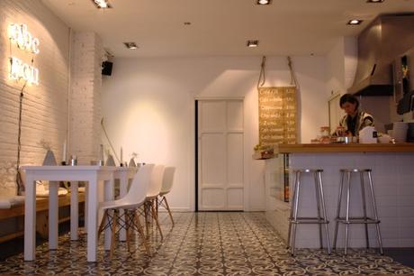 Valence / abc you : bed and breakfast /