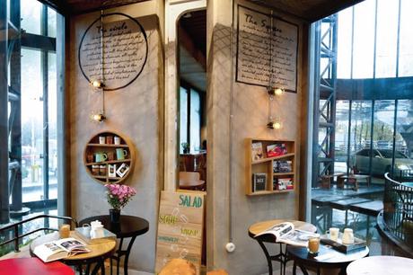 Istanbul / Prototype no1, coffee shop, pizzeria ... /