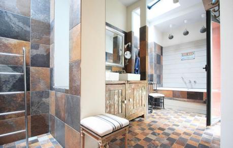 salle de bain style industriel materiaux bruts.