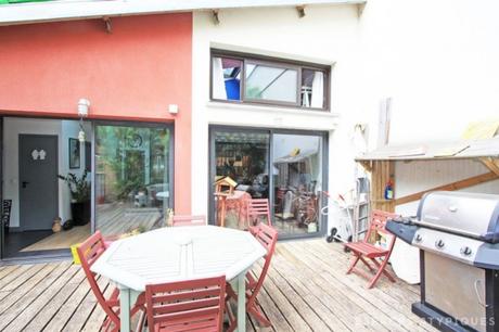 Une maison loft avec terrasse à pantin