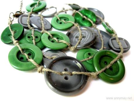 Faire un collier avec des boutons vintages ou récupérés