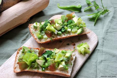 Dans ma cuisine / Salades chromatiques : Green salad sur tartines /