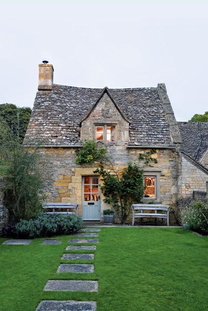 NOM D'UN COTTAGE QUI VA VOUS FAIRE ADORER... LE THÉ CHAUD !