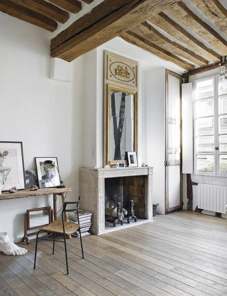 Paris / Un appartement de charme niché dans le Marais /