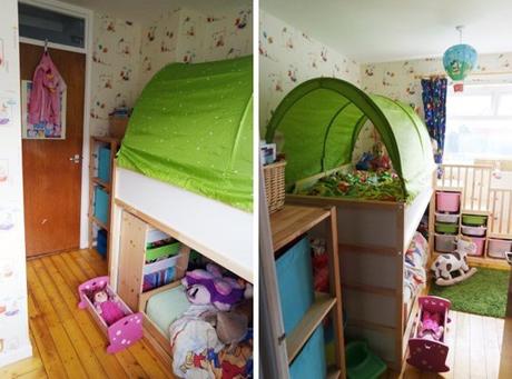 IKEA kura tente dans un lit d'enfant.