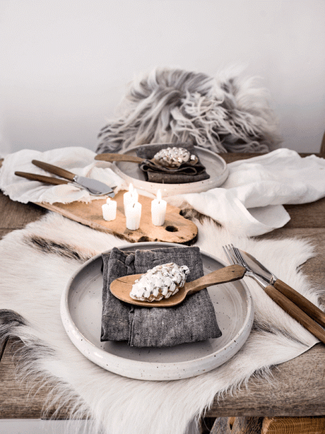 Noël 2015 / Inspirations #18 / Une table en lin par Kay Line  /