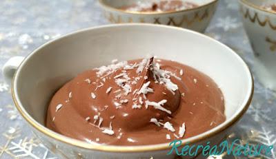 Crème Dessert au Chocolat Noir et à l'Amande Amère, 100% Végétale et Bio, Recette Express