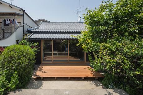 NOM D'UNE MAISON JAPONAISE QUI TRANSFIGURE LA BEAUTÉ !