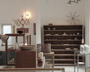 Japon / Coil 4 a beautiful and rustic store /