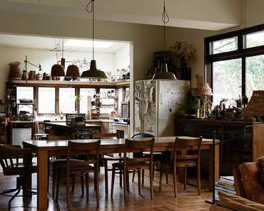 NOM D'UNE VRAIE MAISON UNIQUE... À EN RESTER SANS VOIX !