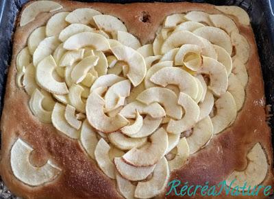 Pizza de Saint-Valentin Sucrée aux Pommes, Cannelle et Gingembre