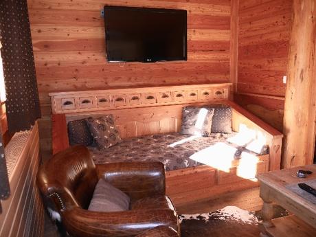 coin salon suite chalet mounier