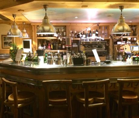 bar hotel le chalet mounier