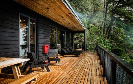 LA SUBLIME MAISON SUR LE LAC POUR CET ÉTÉ : JE NOUS L'AI TROUVÉE !