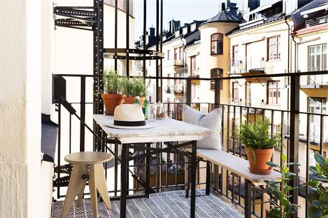 NOM D'UNE BELLE MAISON SCANDINAVE AVEC TERRASSE ! CHAPEAU !