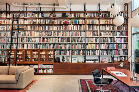 Atelier loft inspiration mur de livres