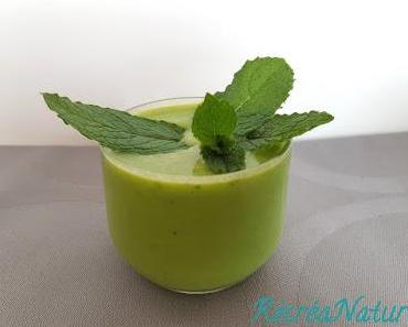 Soupe Glacée de Petits Pois, Concombre et Menthe du Jardin façon Gazpacho