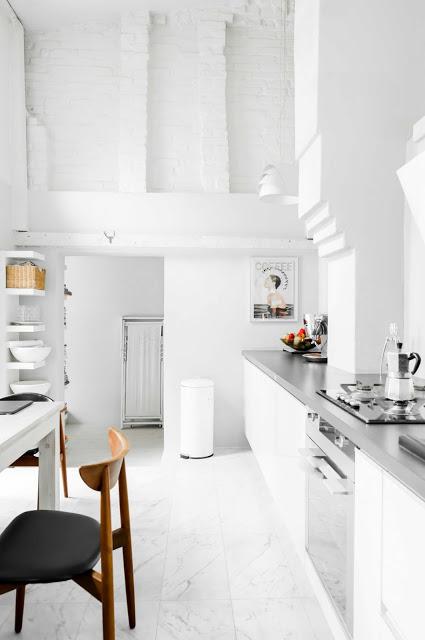 NOM D'UNE MAISON DANS LE PUR STYLE... WHITE IS WHITE !