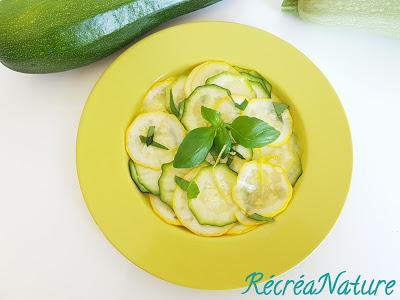 Carpaccio Bicolore de Courgettes Marinées au Citron Bio, à l'Huile d'Olive et au Basilic