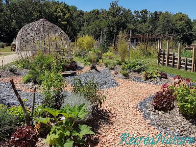 Une Idée de Balade d'Eté en Anjou : Les Jardins d'Expression 2016, au Parc de Pignerolles