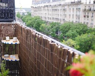 Aménager son balcon : la table d’angle DIY