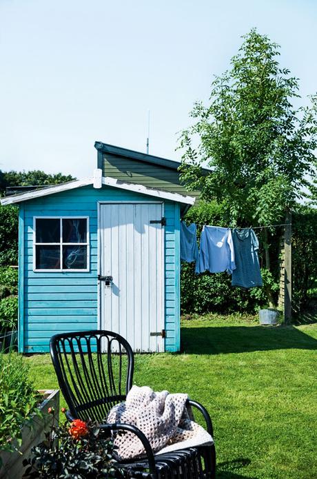 LA RENTRÉE ? UNE MAISON DE VACANCES... BLEU-MENTHE À L'EAU !