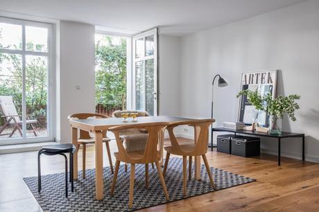 UN  BEL APPARTEMENT POUR JOUER LA DECORATION DE SAISON !