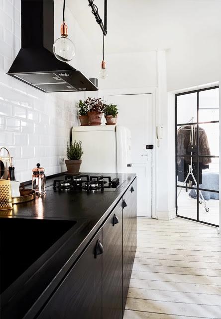 Copenhague / Appartement de 54m² au look industriel /