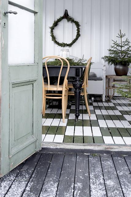 Noël nature via Nat et nature 10 idées pour une déco de Noël simplissime