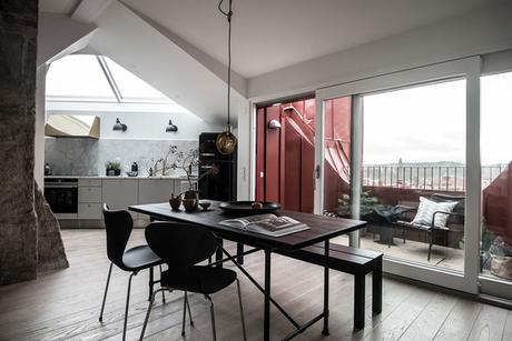 Göteborg / Un appartement atypique au dernier étage /