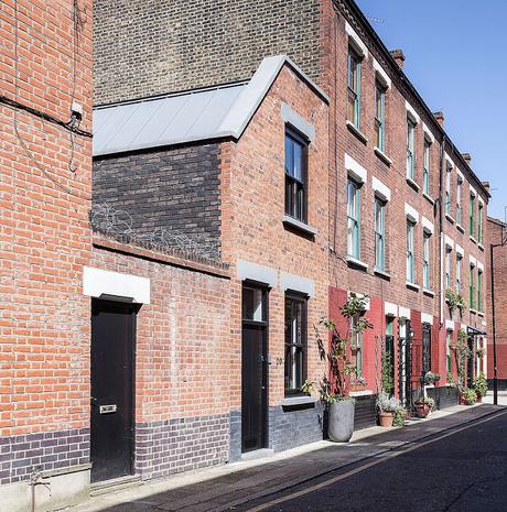 NOM D'UNE MAISON LONDONIENNE RENOVÉE... AVEC BRIO ET STYLE !