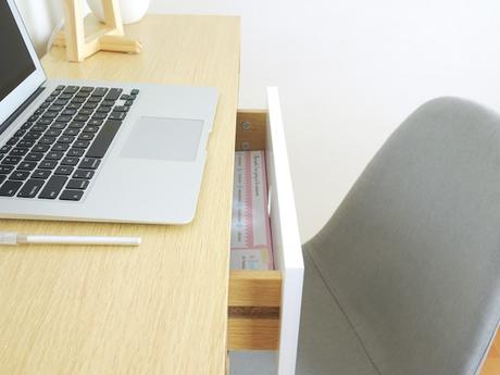 bureau macbook air deco minimaliste tiroir
