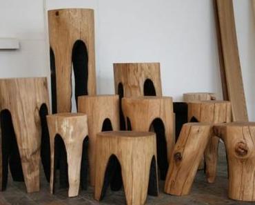Tabouret en bois brûlé par Kaspar Hamacher