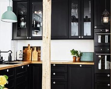 Copenhague / Cuisine noire avec de jolies poutres /