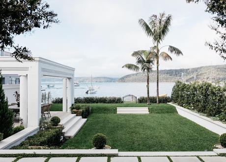 UNE MAISON DE VACANCES... SO CLASSE, SO CHIC ! UNE MAISON DE VACANCES... SO CLASSE, SO CHIC !